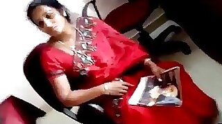 Hot Desi Indian Sexy Actress Mallu MMS boobs Leaked new